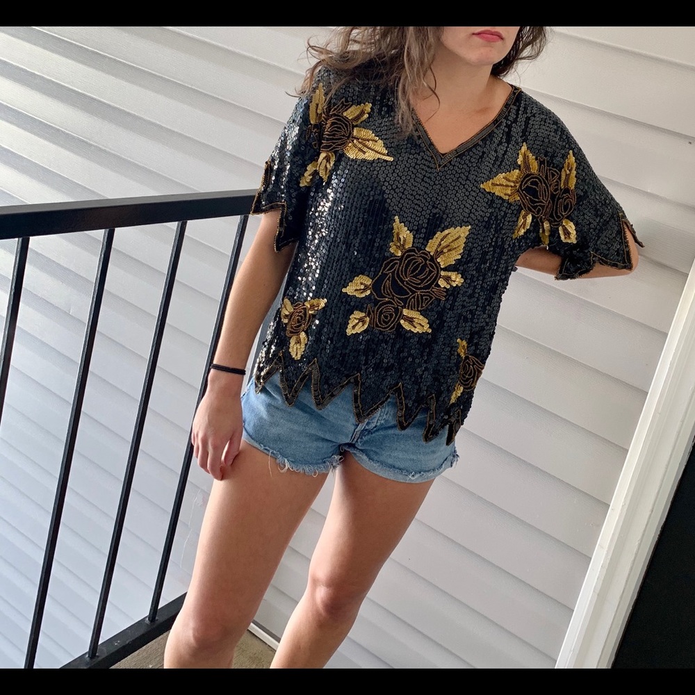 Vintage ROYAL FEELINGS Black &Gold Sequin top - Picture 6 of 13